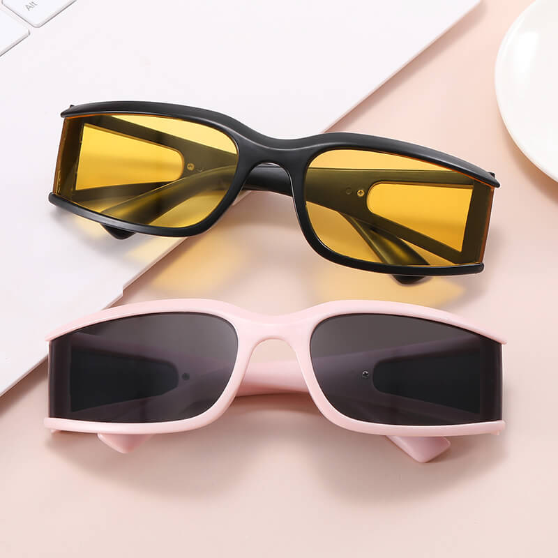 Fashion Sporty Wrap Around Goggle