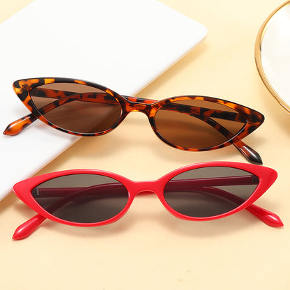 Women Small Triangle Cat Eye Sunglasses